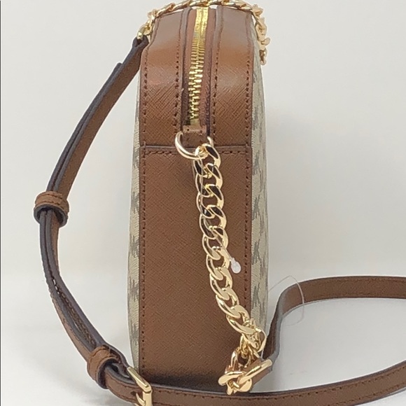 Nwt Michael Kors Jet Set item crossbody - Picture 2 of 7
